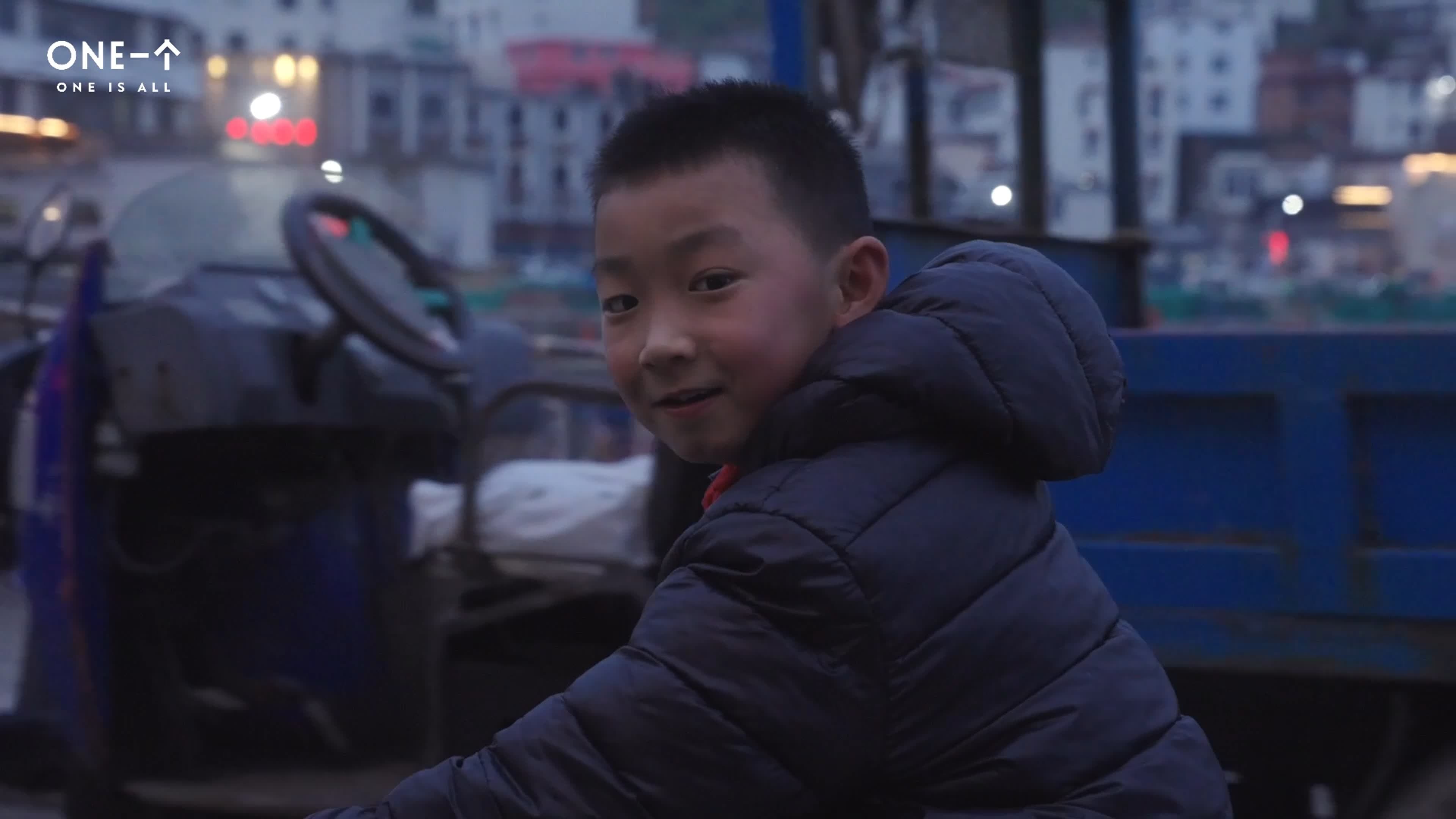 《每个孩子都是一首诗》人文纪录片