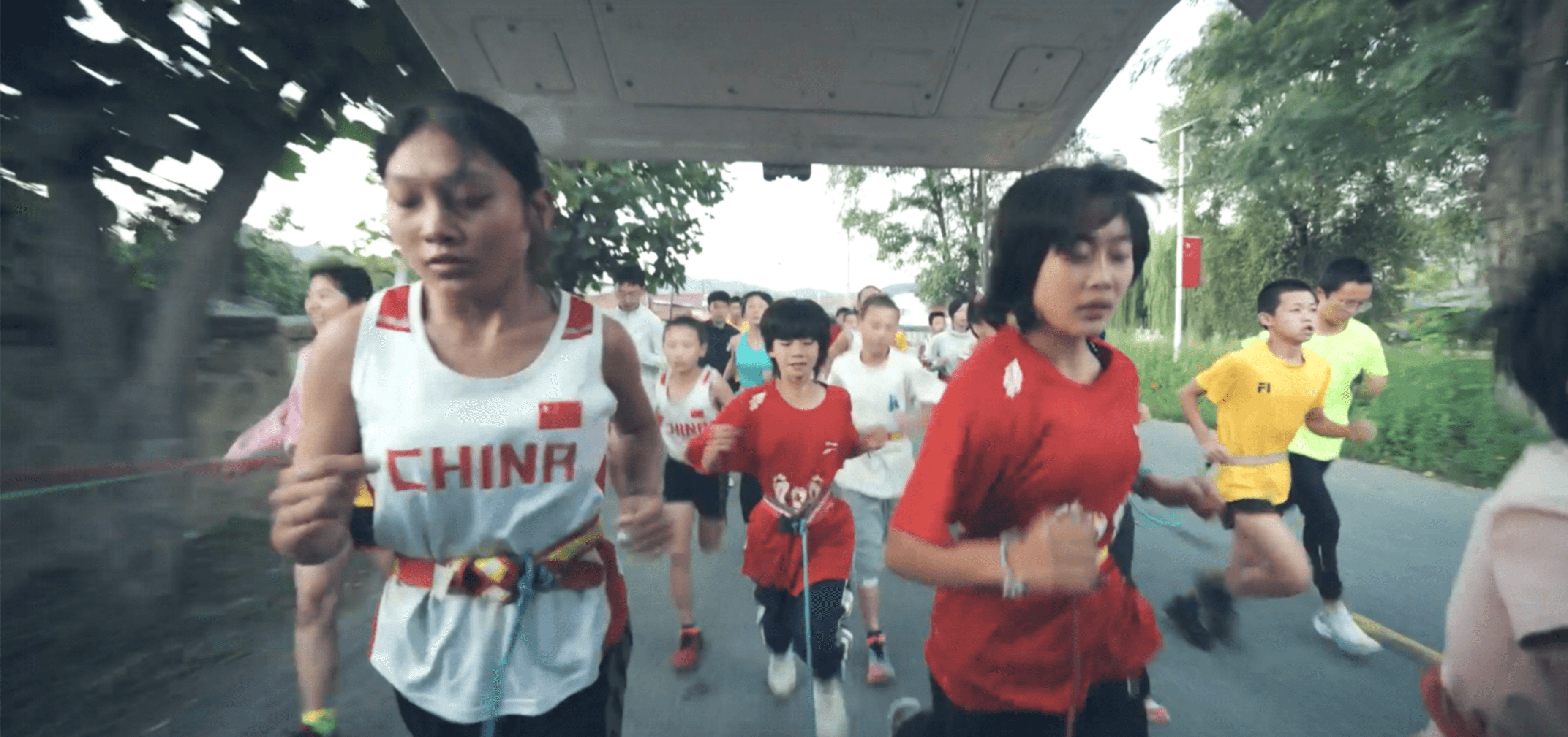 《一双跑鞋的梦想》公益纪实短片